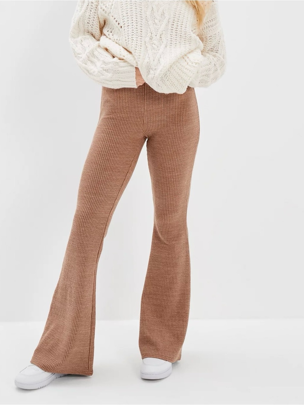 American Eagle brown Super High-Waisted Sweater Flare Pant size M